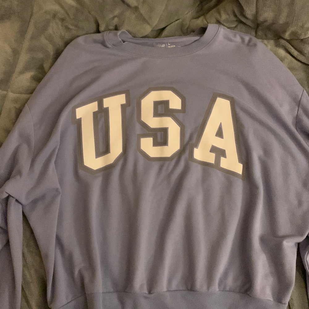 brandy melville dupe crewneck